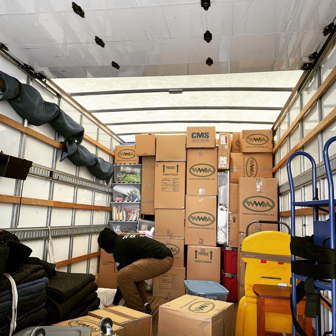 Dedicated Furniture Movers in Kensington, OH