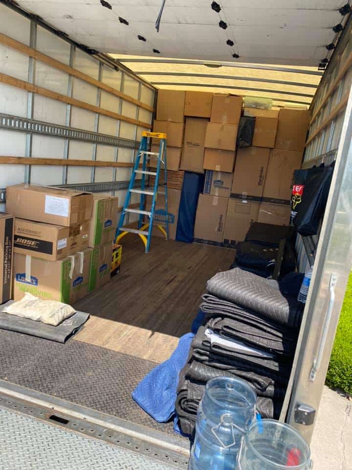 Dependable Furniture Movers in the Huntsburg, OH area