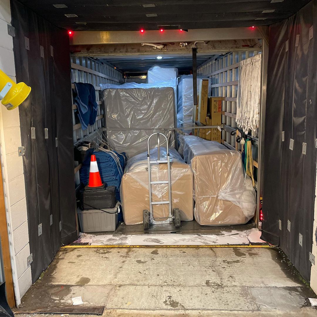 Skilled Furniture Movers Near Kilbuck Pa Professional furniture movers specializing in Kilbuck, PA area